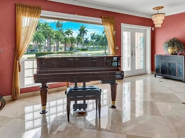 1200 Hollywood Boulevard, Hollywood FL 33019