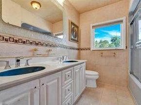 1200 Hollywood Boulevard, Hollywood FL 33019