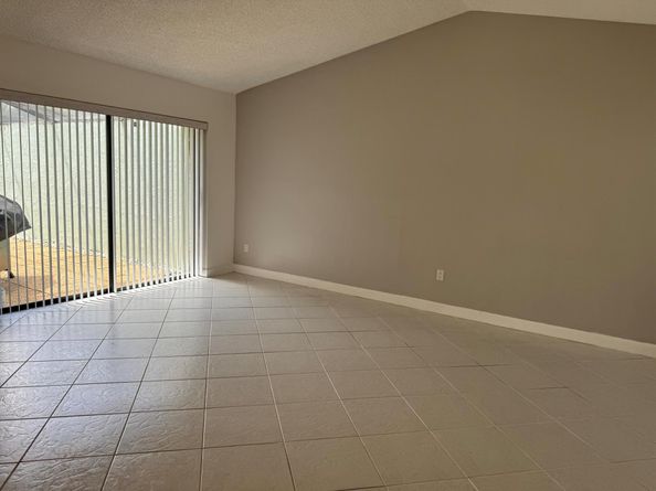 9070 SW 22 Street D, Boca Raton FL 33428