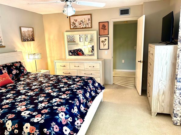 16 Amherst Ct C, Royal Palm Beach FL 33411