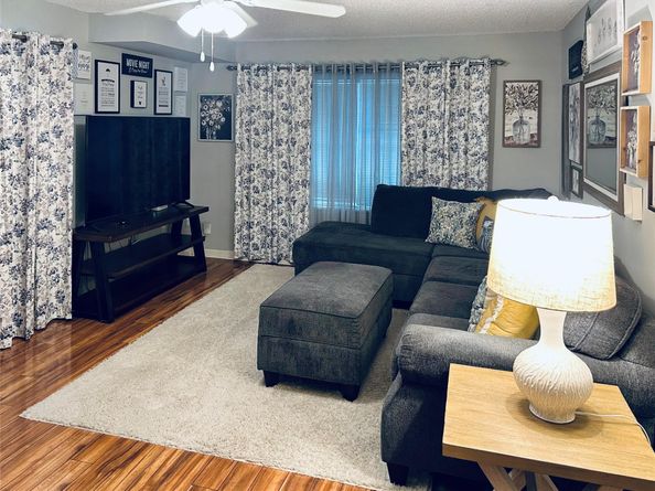 16 Amherst Ct C, Royal Palm Beach FL 33411