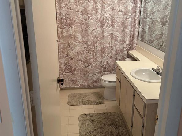 16 Amherst Ct C, Royal Palm Beach FL 33411