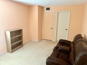 16 Amherst Ct C, Royal Palm Beach FL 33411