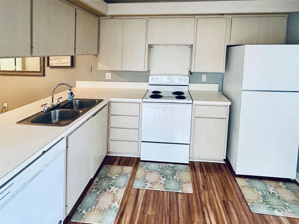 16 Amherst Ct C, Royal Palm Beach FL 33411