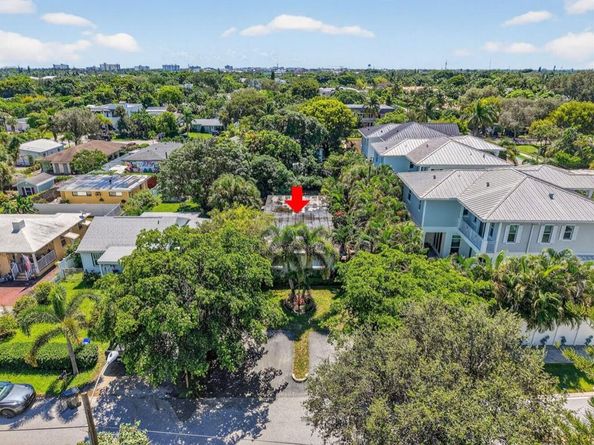 210 NE 12th Street, Delray Beach FL 33444