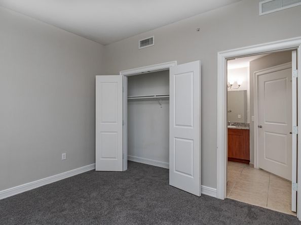 16101 Emerald Estates Dr 146, Weston FL 33331