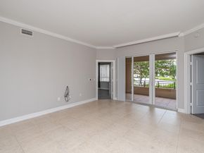 16101 Emerald Estates Dr 146, Weston FL 33331