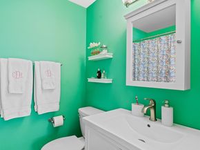1989 NE 15th Ave 1989, Fort Lauderdale FL 33305