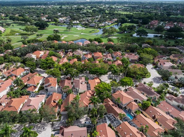 53 Via Del Corso, Palm Beach Gardens FL 33418