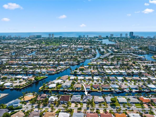440 SE 7th Ave, Pompano Beach FL 33060