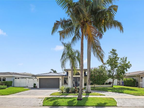 440 SE 7th Ave, Pompano Beach FL 33060