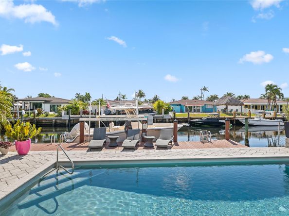 440 SE 7th Ave, Pompano Beach FL 33060