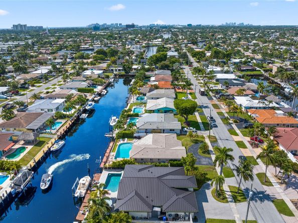 440 SE 7th Ave, Pompano Beach FL 33060
