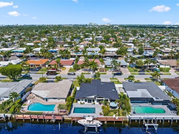 440 SE 7th Ave, Pompano Beach FL 33060