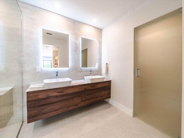 7610 Bayside Lane, Miami Beach FL 33141