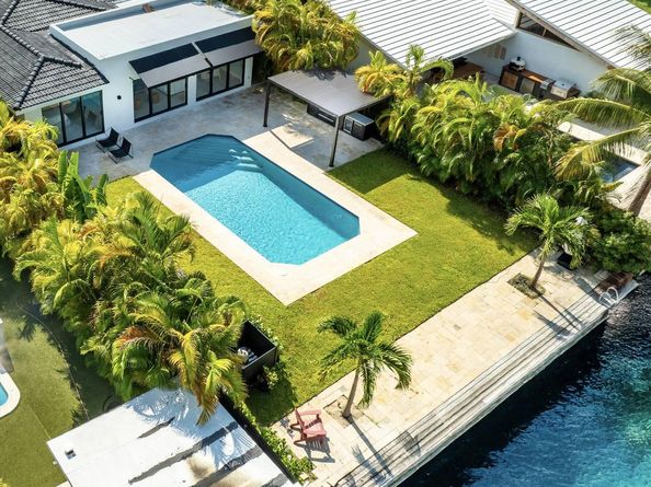 7610 Bayside Lane, Miami Beach FL 33141