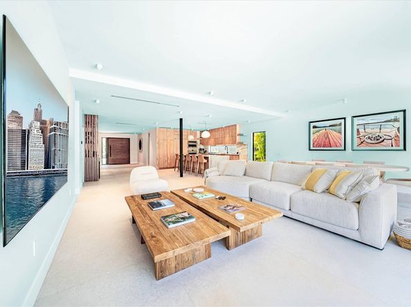 7610 Bayside Lane, Miami Beach FL 33141