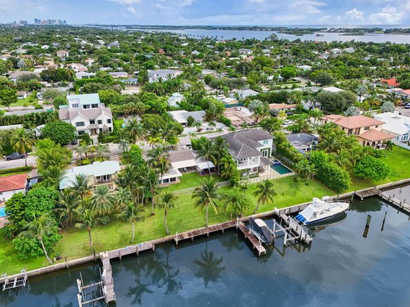 228 Arlington Road, West Palm Beach FL 33405