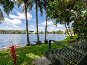 1448 NW 97th Ter 283, Hollywood FL 33024