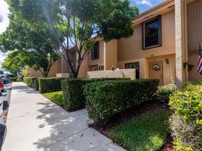 1448 NW 97th Ter 283, Hollywood FL 33024