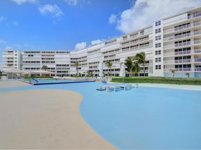 3546 S Ocean Boulevard 326, South Palm Beach FL 33480
