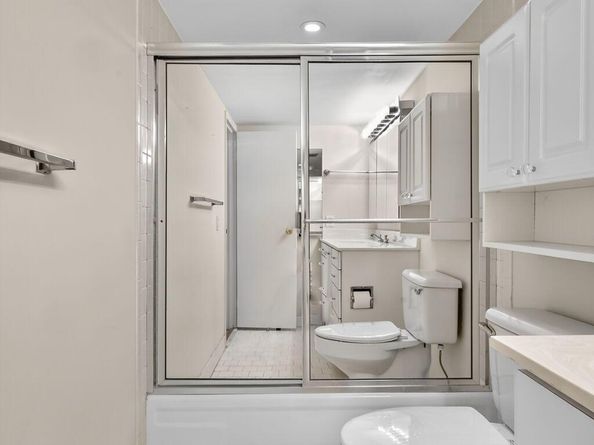 3546 S Ocean Boulevard 326, South Palm Beach FL 33480