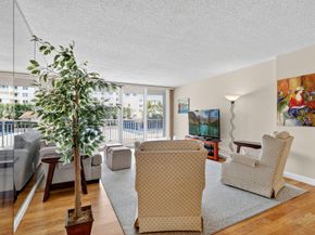 3546 S Ocean Boulevard 326, South Palm Beach FL 33480