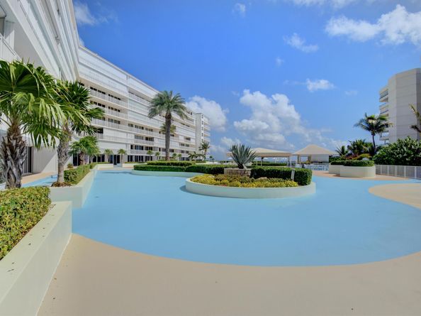 3546 S Ocean Boulevard 326, South Palm Beach FL 33480