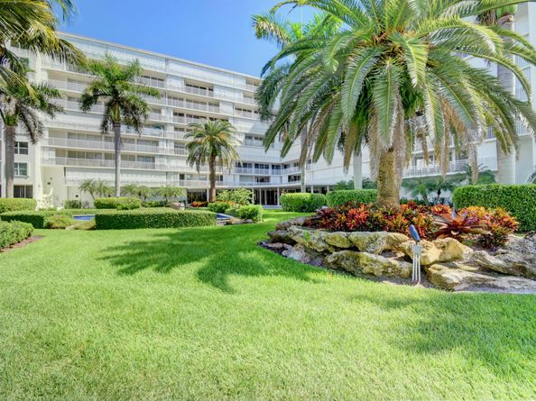 3546 S Ocean Boulevard 326, South Palm Beach FL 33480