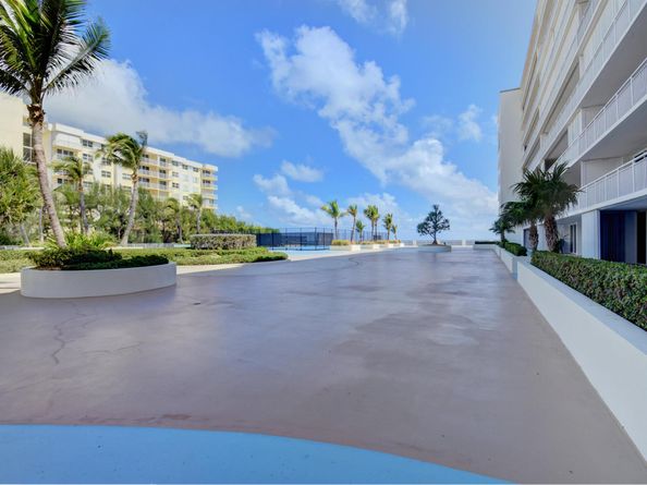 3546 S Ocean Boulevard 326, South Palm Beach FL 33480