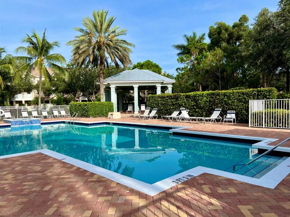 307 E Bay Cedar Circle, Jupiter FL 33458