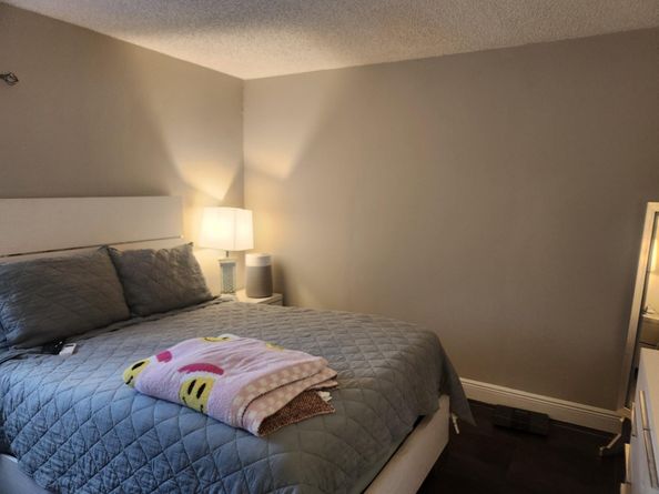 640 SW 68th Ter, Pembroke Pines FL 33023