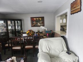 640 SW 68th Ter, Pembroke Pines FL 33023