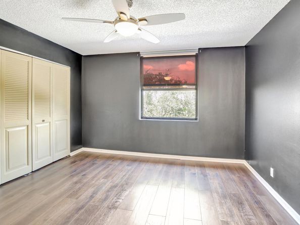 400 Commodore Dr 313, Plantation FL 33325