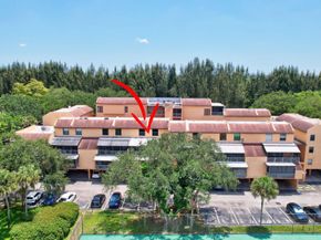 400 Commodore Dr 313, Plantation FL 33325