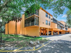 400 Commodore Dr 313, Plantation FL 33325