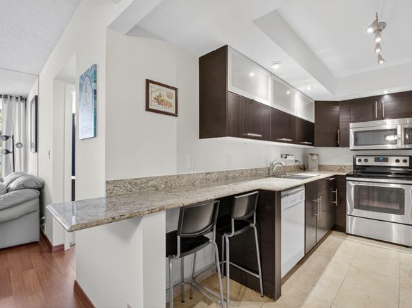 6815 Willow Wood Drive 4023, Boca Raton FL 33434