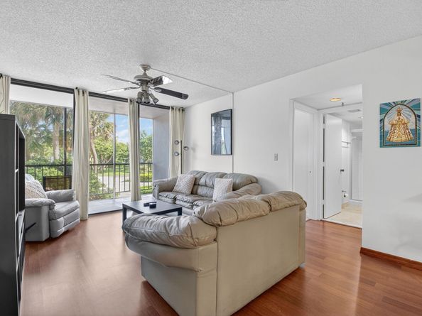 6815 Willow Wood Drive 4023, Boca Raton FL 33434