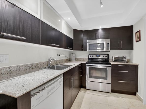 6815 Willow Wood Drive 4023, Boca Raton FL 33434