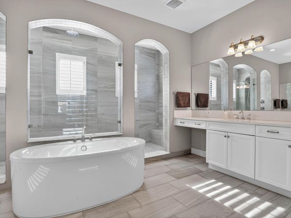 8215 NW 117th Lane, Parkland FL 33076