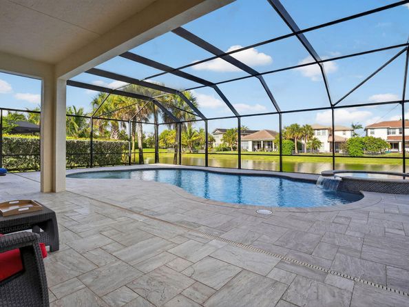 8215 NW 117th Lane, Parkland FL 33076