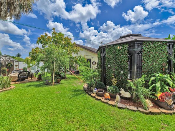 7507 SW 4CT, North Lauderdale FL 33068
