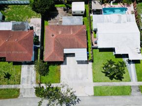 730 N 73rd Avenue, Hollywood FL 33024