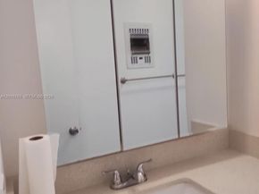 201 NE 14th Avenue 10C, Hallandale Beach FL 33009