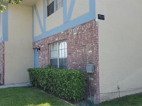 7505 Kimberly Boulevard 122, North Lauderdale FL 33068