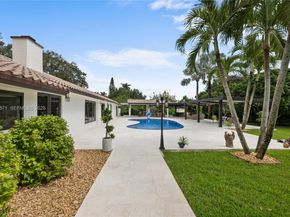 15110 N Saxon Circle, Southwest Ranches FL 33331