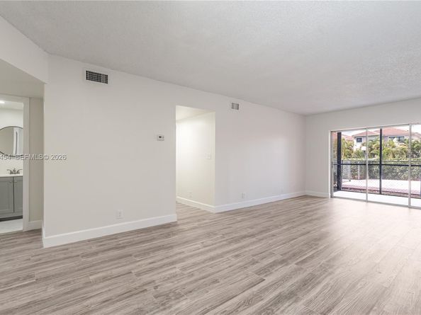 8705 NW 38th Drive 3A, Coral Springs FL 33065