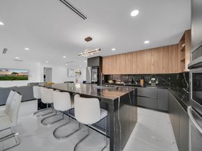 990 NW 131st Avenue, Miami FL 33182