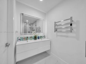 990 NW 131st Avenue, Miami FL 33182