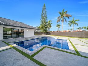 990 NW 131st Avenue, Miami FL 33182
